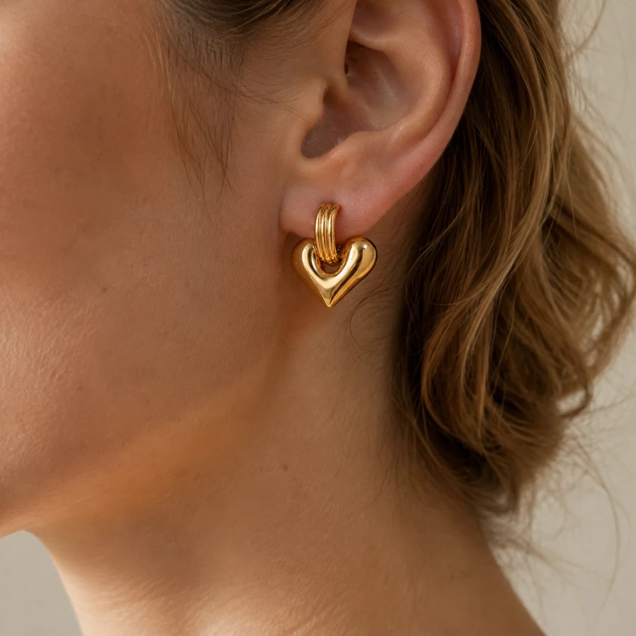 Gold Heart Hoop Earrings EH05002 2