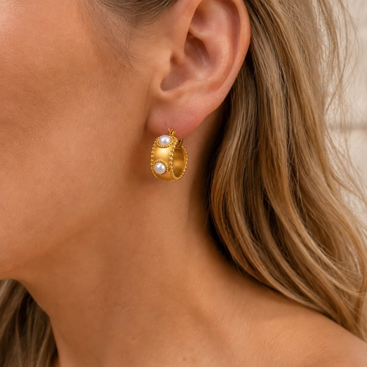 Vintage Pearl Hoop Earrings EH05012 2
