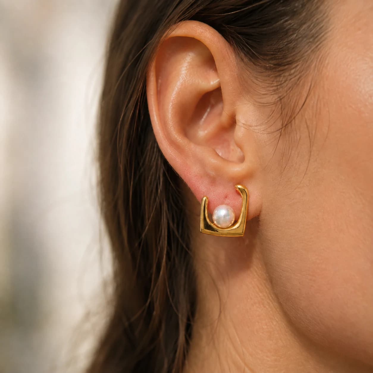 Square Pearl Hoop Earrings EH05015 2